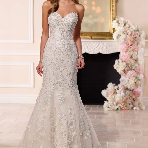 Stella York Wedding Dress 6220 - Picture 5 of 7